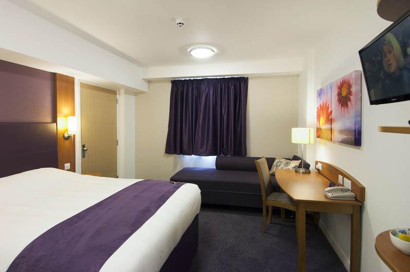 Premier Inn Premier Inn ウェリングボロー エクステリア 写真